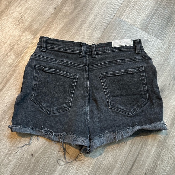 Gloria Vanderbilt Vintage High Waisted Shorts - Picture 2 of 5